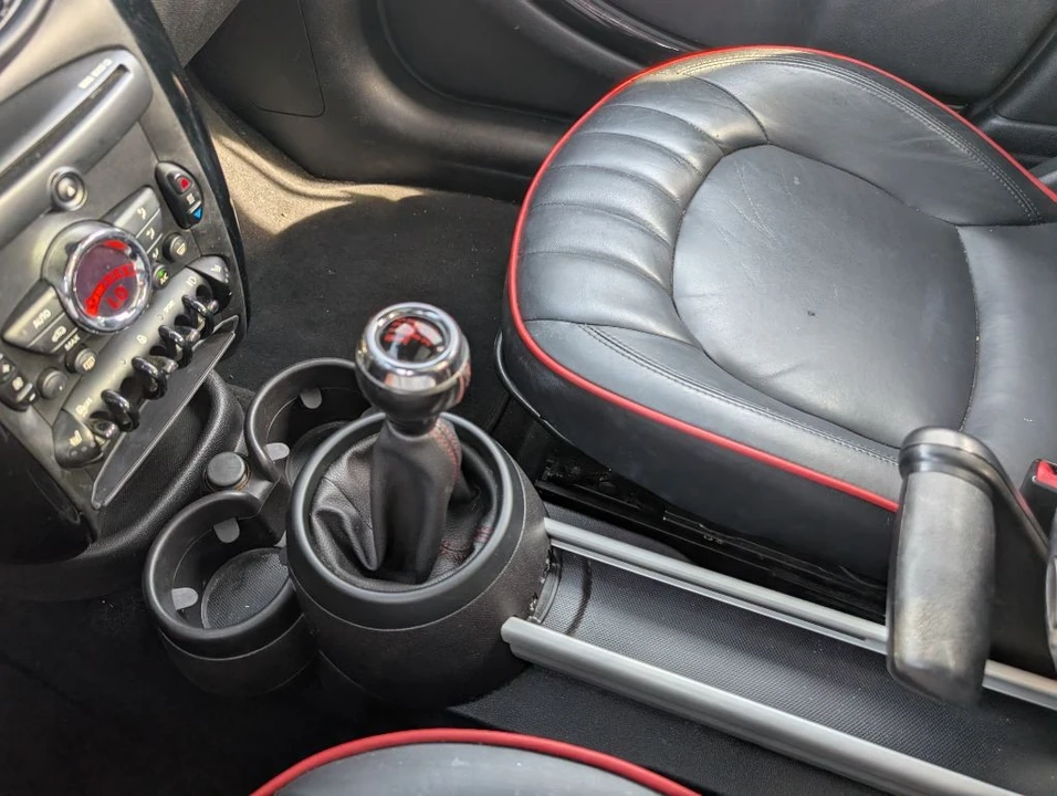 2015 Mini Countryman 1st Gen - Image 19 of 21