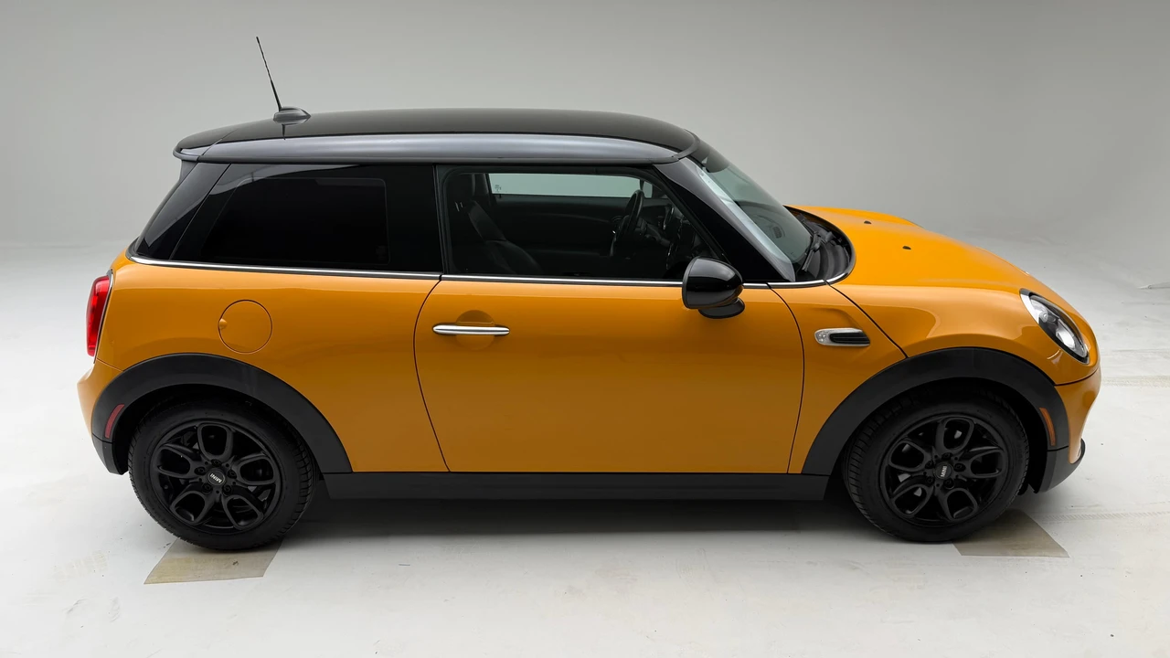 2015 Mini Mini 3rd Gen - Image 18 of 31