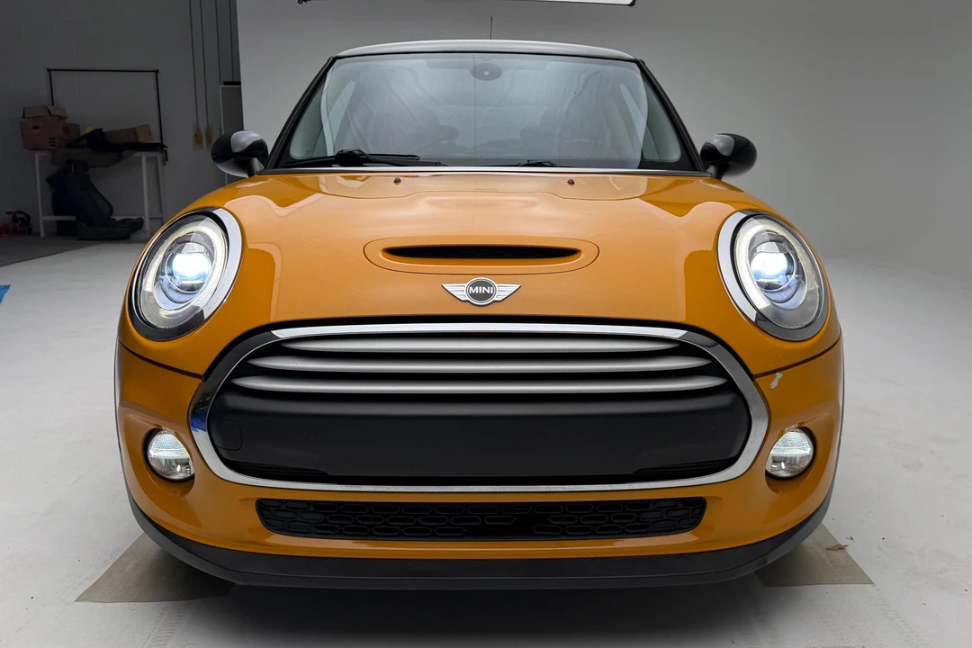 2015 Mini Mini 3rd Gen - Image 2 of 31