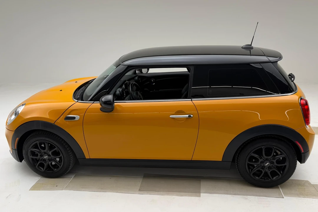 2015 Mini Mini 3rd Gen - Image 3 of 31