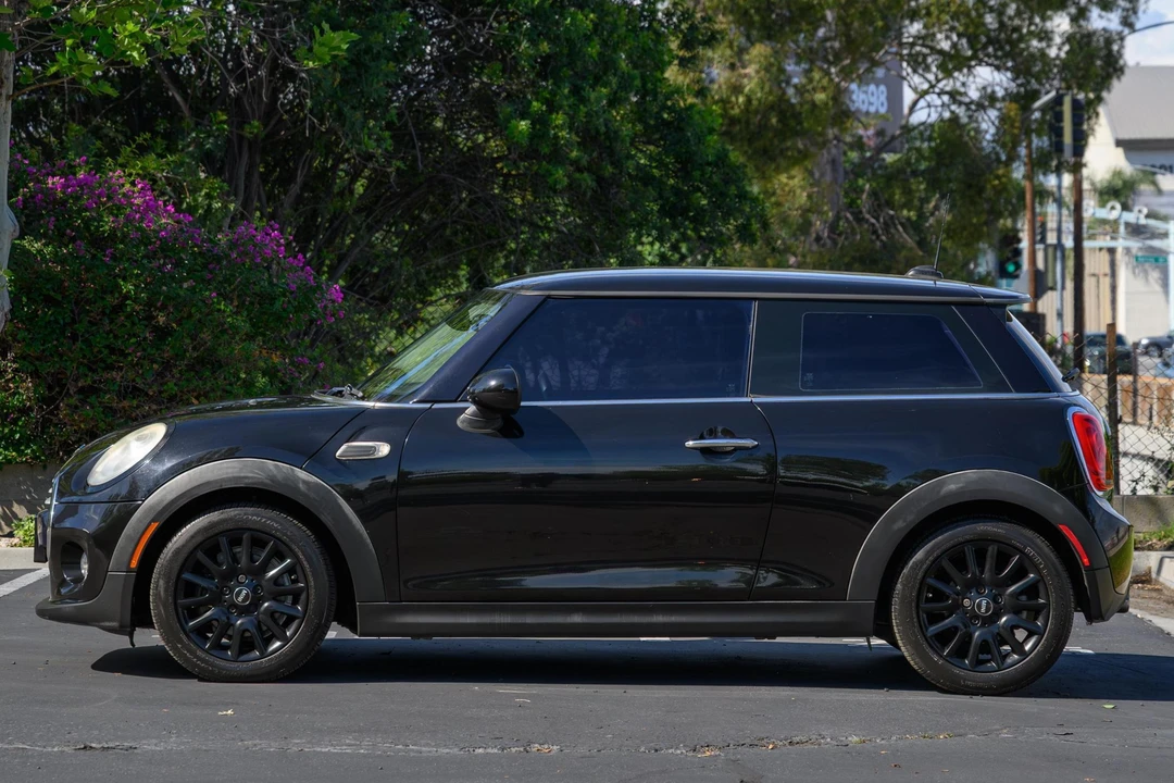 2015 Mini Mini 3rd Gen - Image 3 of 31