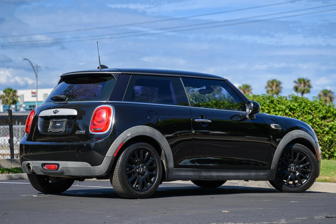 2015 Mini Mini 3rd Gen - Image 4 of 31