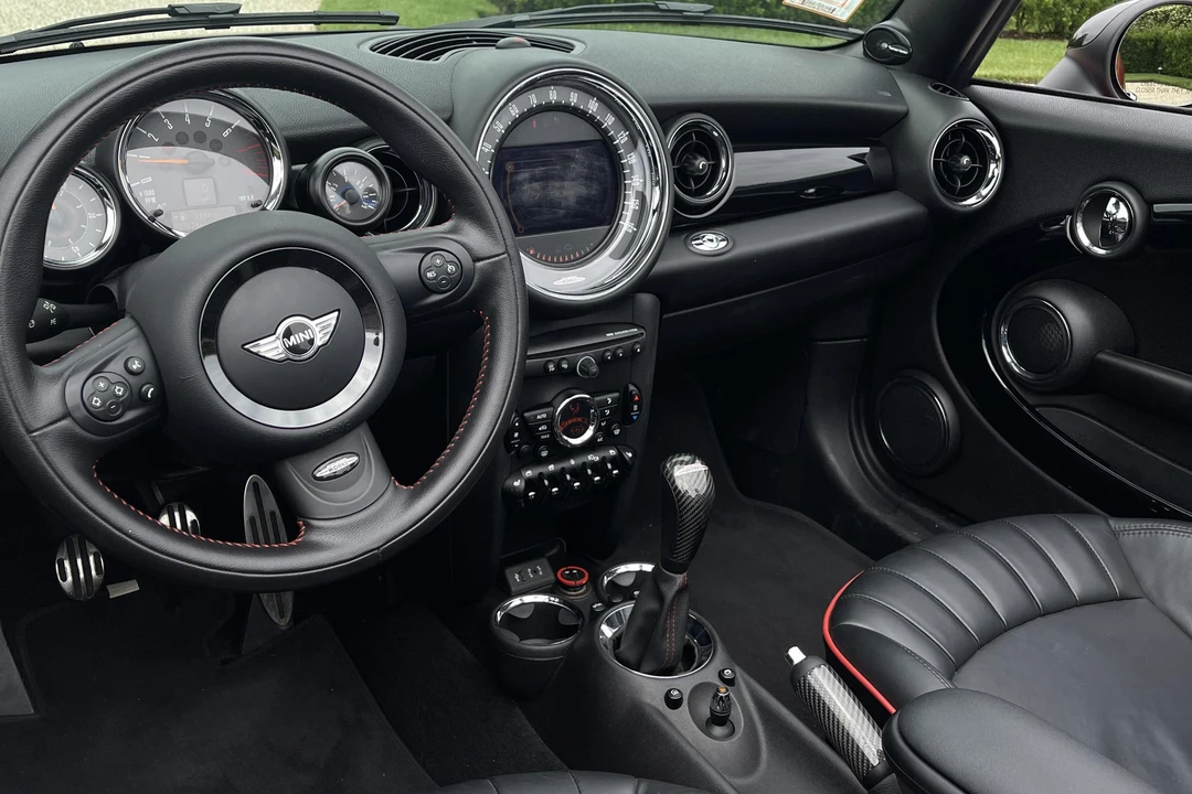 2015 Mini Mini John Cooper Works 2nd Gen - Image 21 of 31