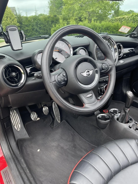 2015 Mini Mini John Cooper Works 2nd Gen - Image 29 of 31