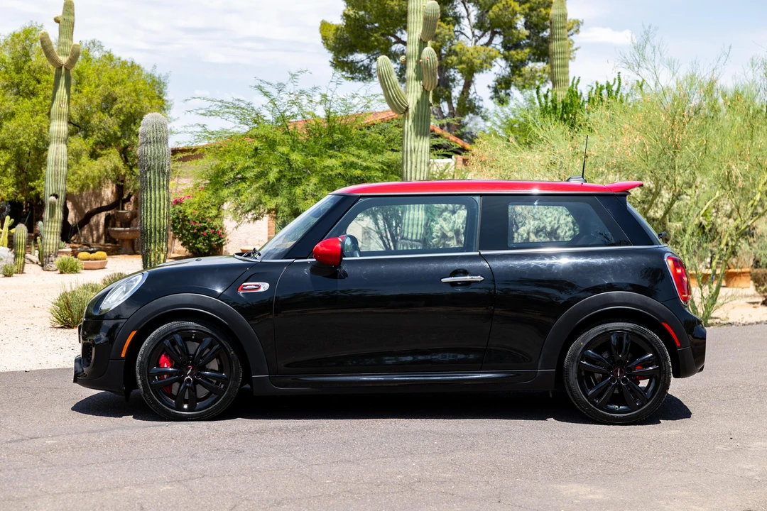 2015 Mini Mini 2nd Gen - Image 3 of 31