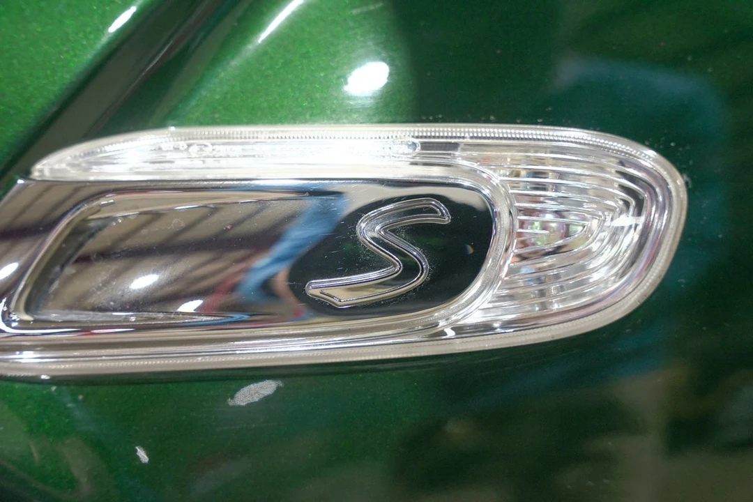 2015 Mini Mini Cooper S 3rd Gen - Image 23 of 31
