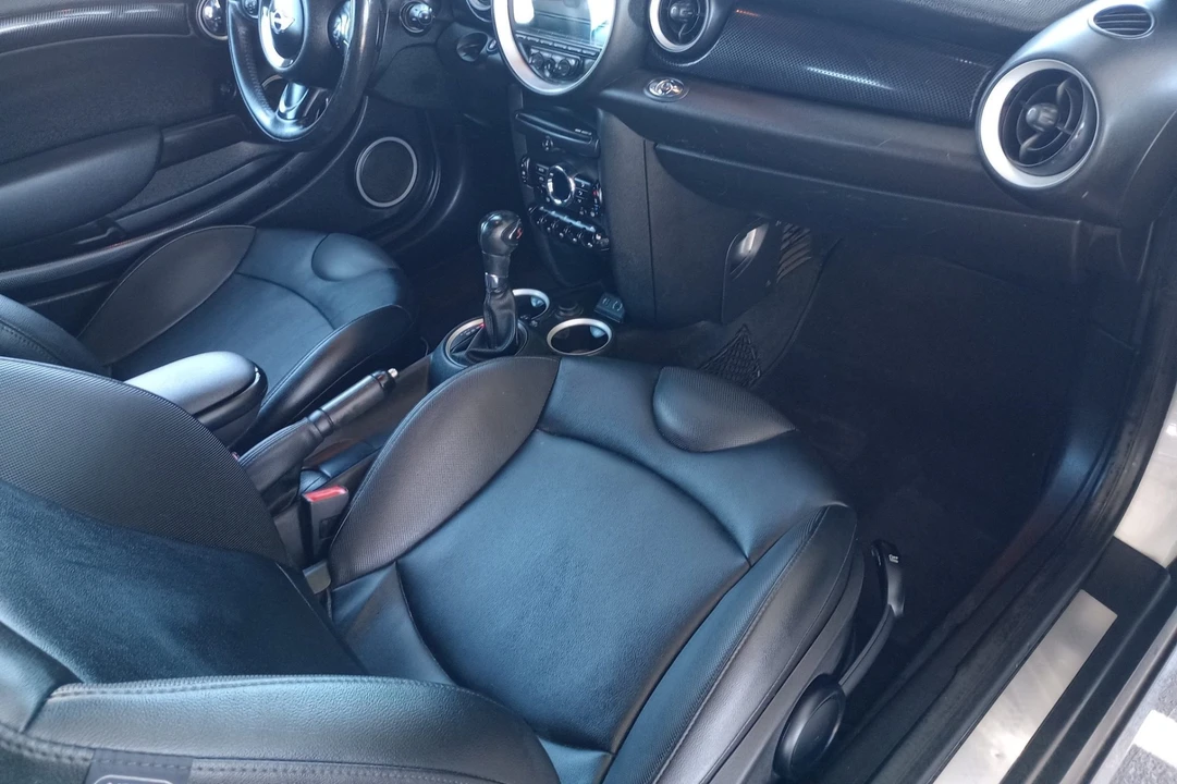 2015 Mini Mini 2nd Gen - Image 4 of 7
