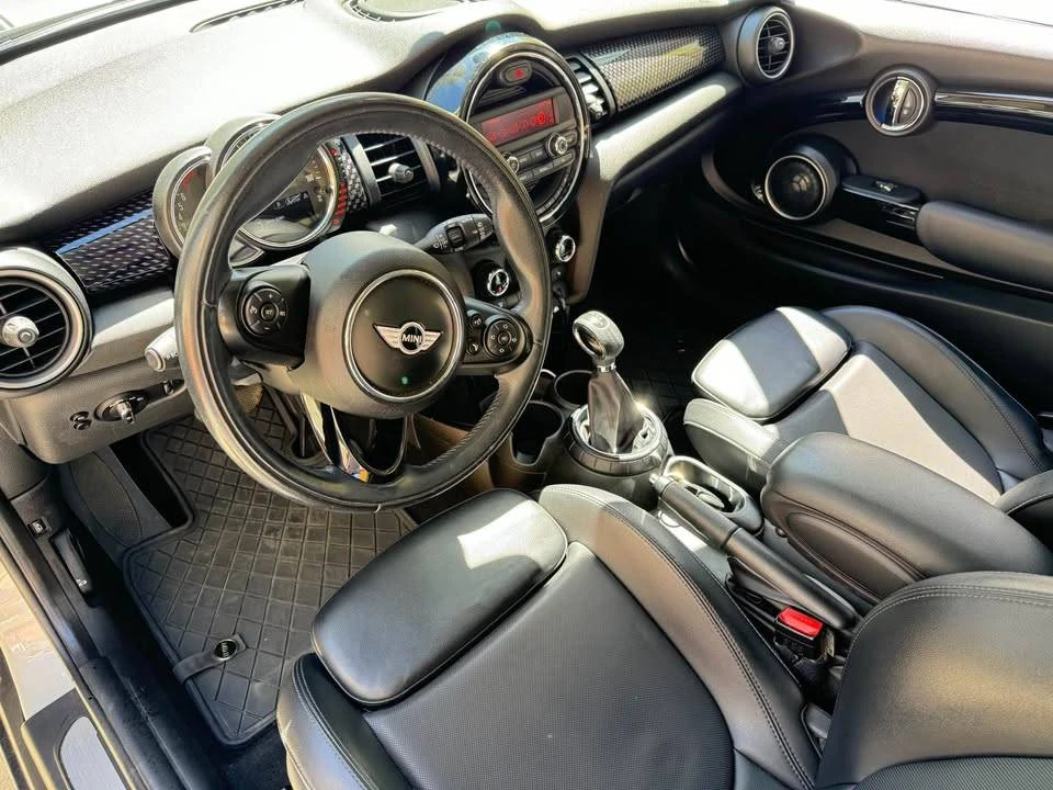 2015 Mini Mini Cooper S 3rd Gen - Image 9 of 15