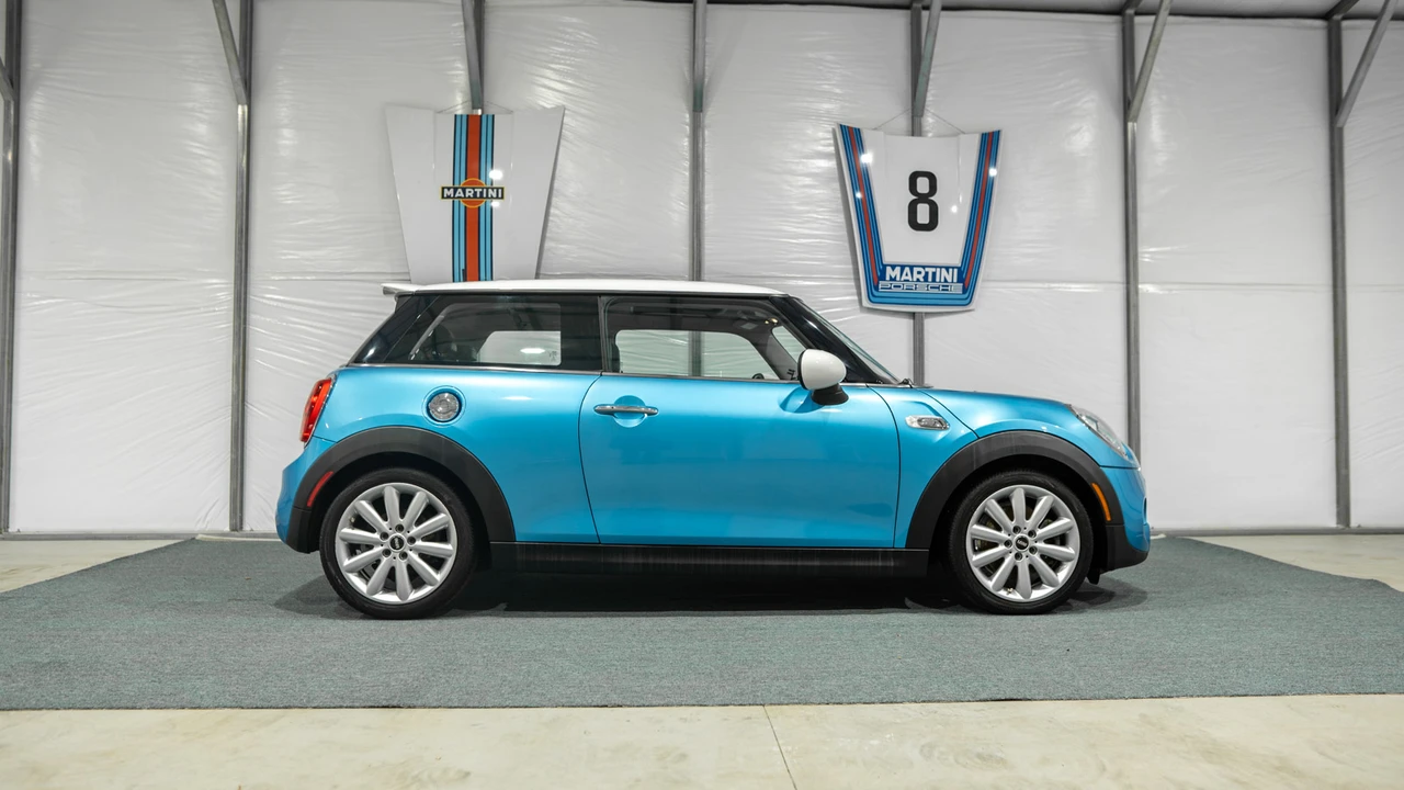 2015 Mini Mini Cooper S 3rd Gen - Image 13 of 31