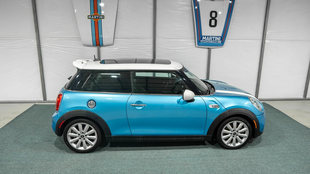 2015 Mini Mini Cooper S 3rd Gen - Image 14 of 31