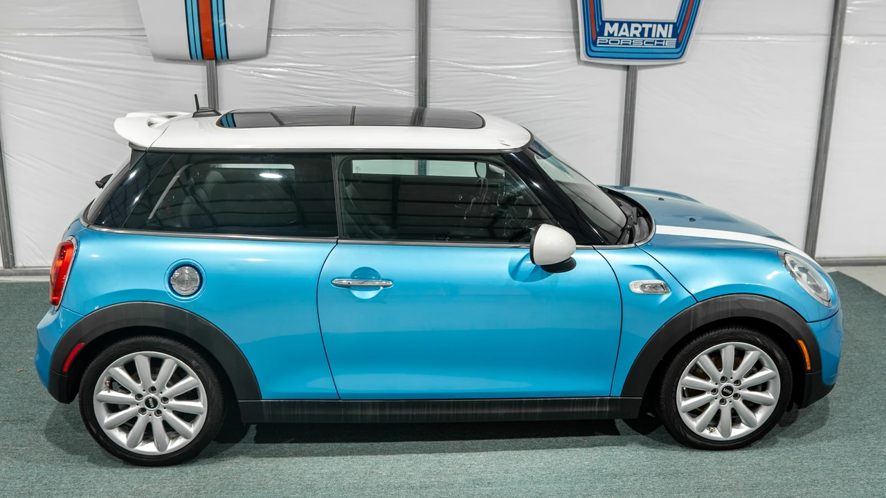 2015 Mini Mini Cooper S 3rd Gen - Image 15 of 31