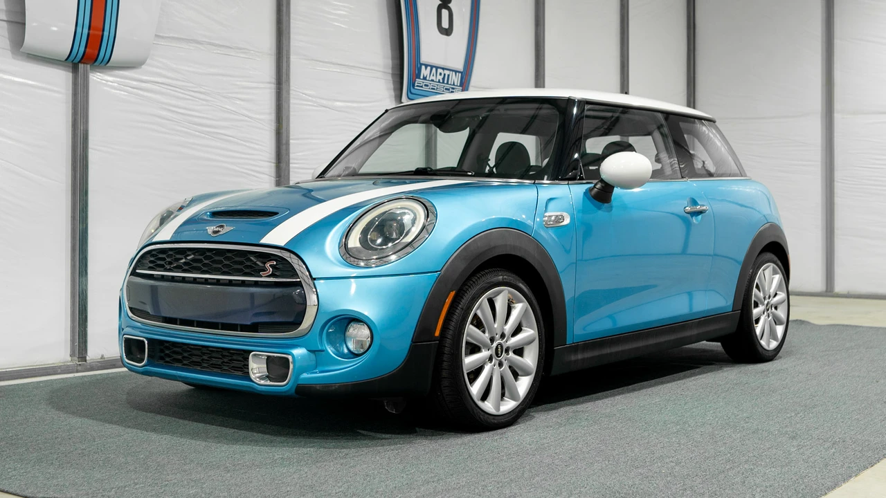 2015 Mini Mini Cooper S 3rd Gen - Image 4 of 31