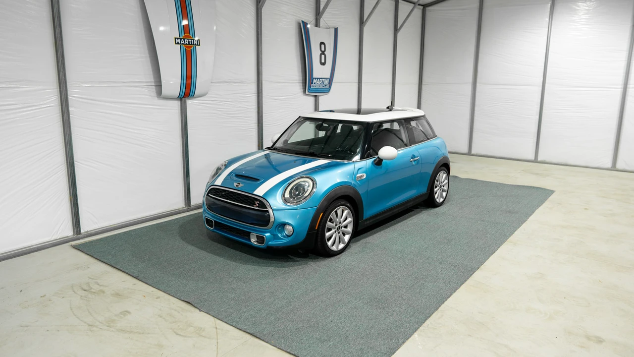 2015 Mini Mini Cooper S 3rd Gen - Image 3 of 31