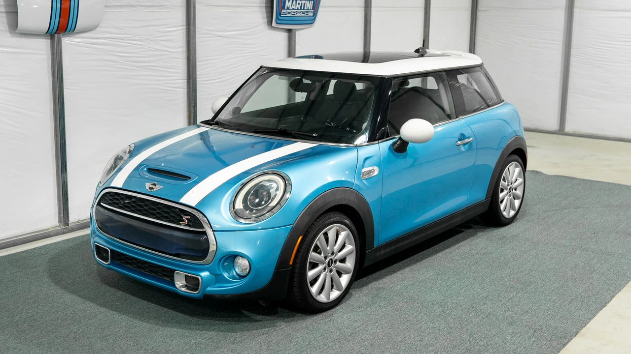 2015 Mini Mini Cooper S 3rd Gen - Image 5 of 31