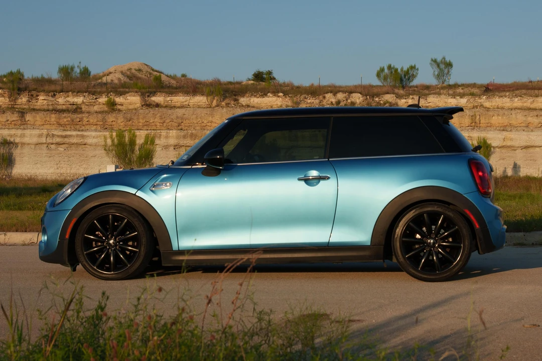 2015 Mini Mini 3rd Gen - Image 3 of 31