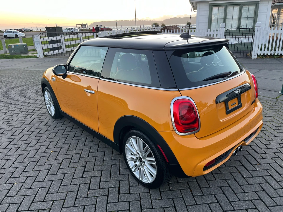 2015 Mini Mini 3rd Gen - Image 17 of 31