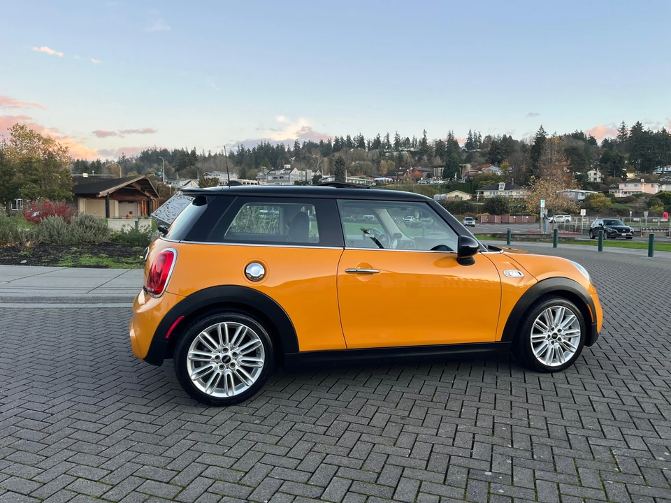 2015 Mini Mini 3rd Gen - Image 27 of 31