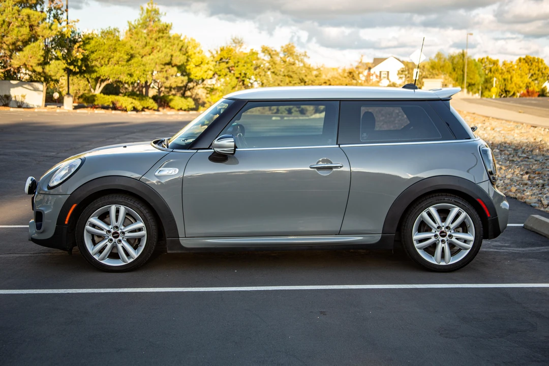 2015 Mini Mini Cooper S 3rd Gen - Image 6 of 31
