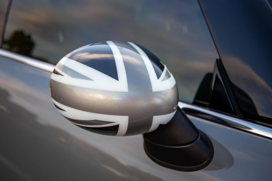 2015 Mini Mini Cooper S 3rd Gen - Image 21 of 31