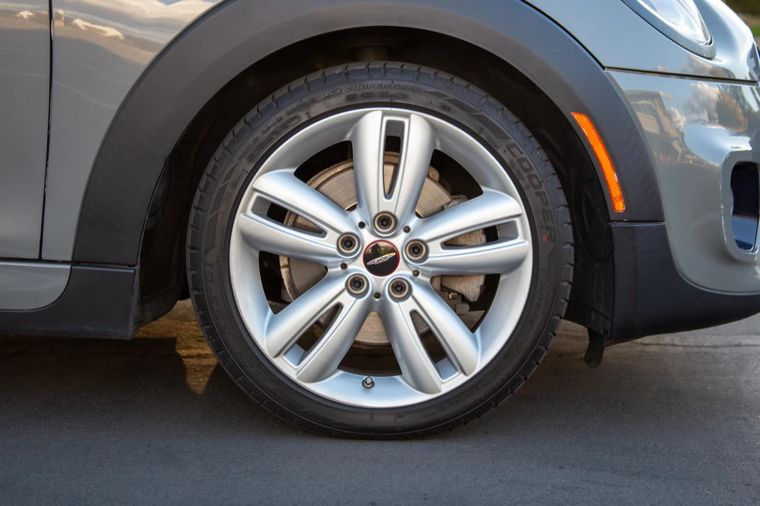2015 Mini Mini Cooper S 3rd Gen - Image 30 of 31