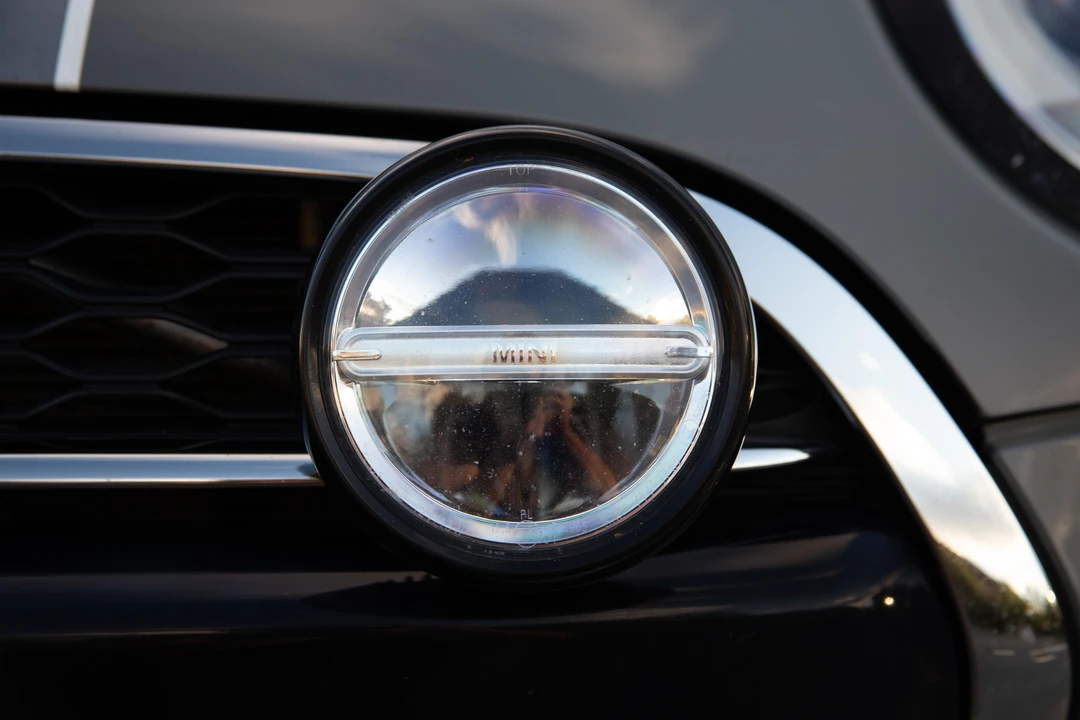 2015 Mini Mini Cooper S 3rd Gen - Image 13 of 31