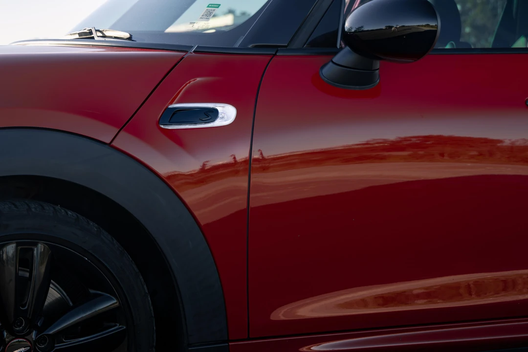 2015 Mini Mini Cooper S 3rd Gen - Image 18 of 31