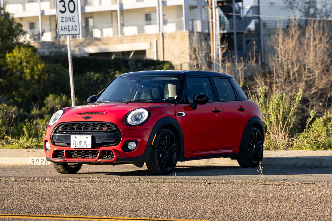 2015 Mini Mini Cooper S 3rd Gen - Image 8 of 31