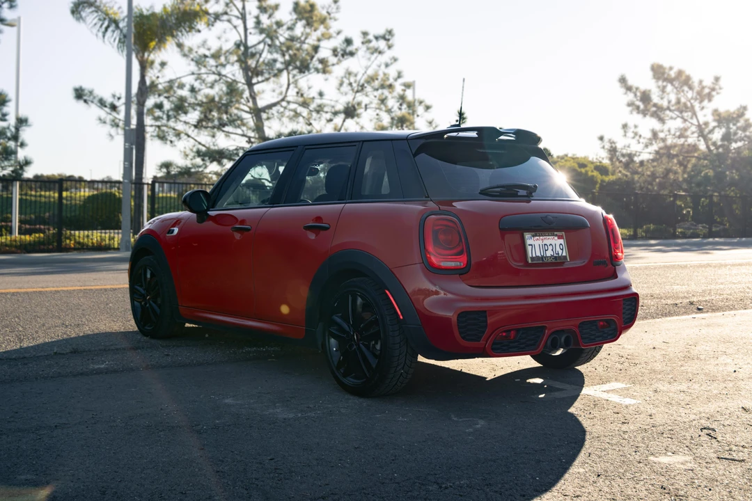 2015 Mini Mini Cooper S 3rd Gen - Image 9 of 31
