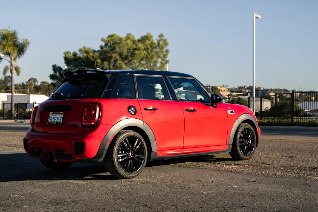 2015 Mini Mini Cooper S 3rd Gen - Image 10 of 31