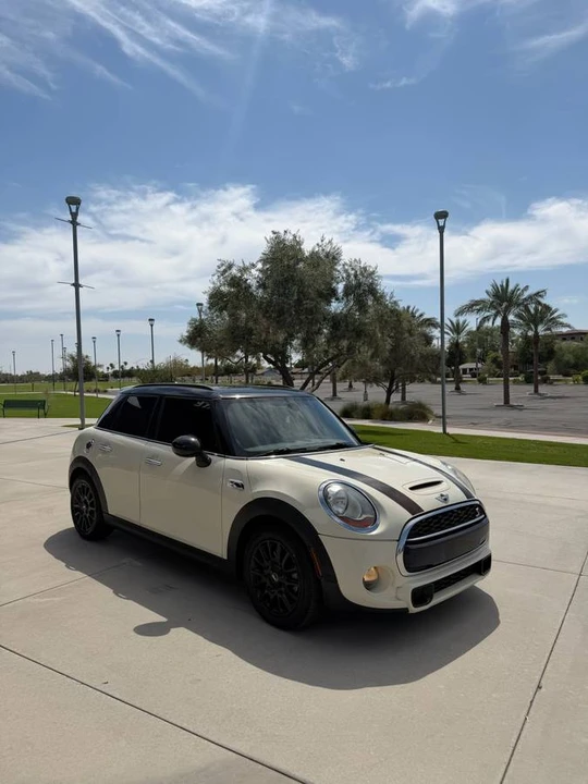 2015 Mini Mini 3rd Gen - Image 3 of 17