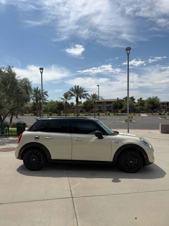 2015 Mini Mini 3rd Gen - Image 4 of 17