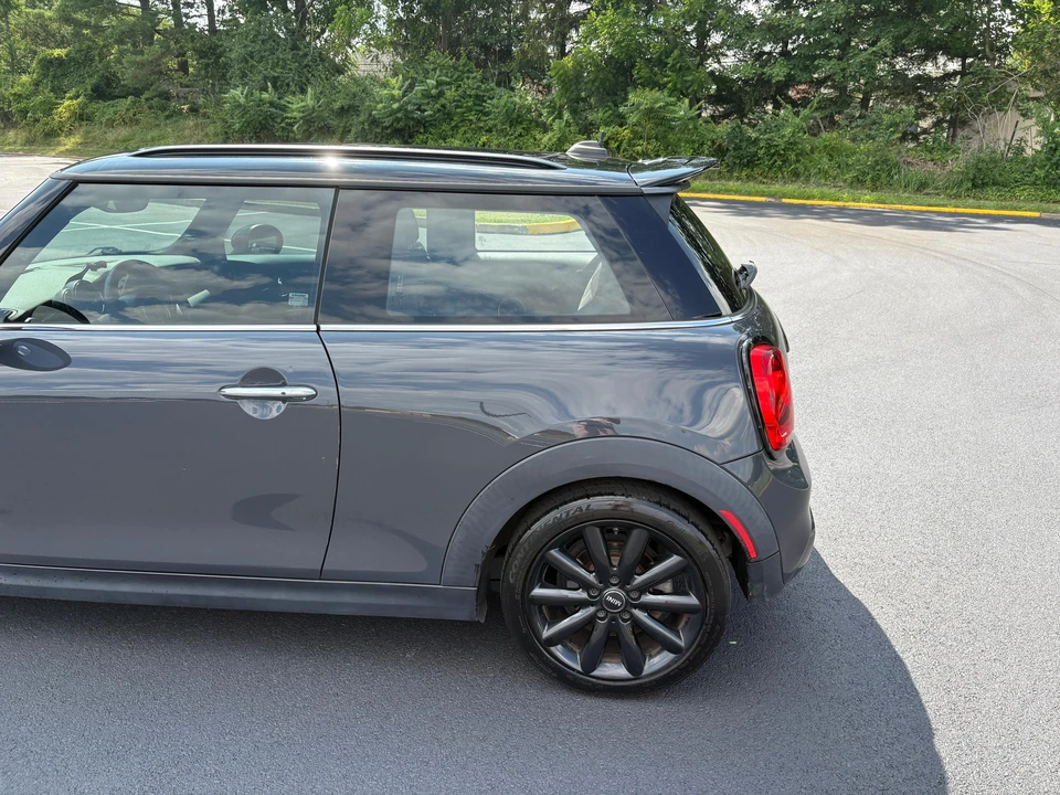 2015 Mini Mini Cooper S 3rd Gen - Image 22 of 27
