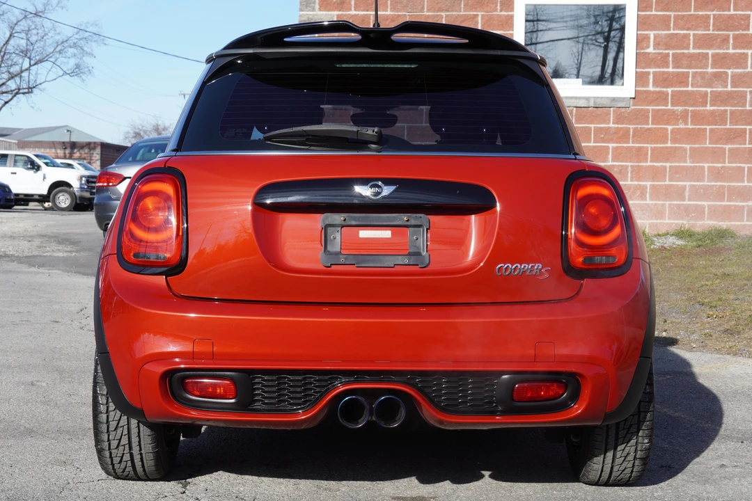 2015 Mini Mini Cooper S 3rd Gen - Image 5 of 31