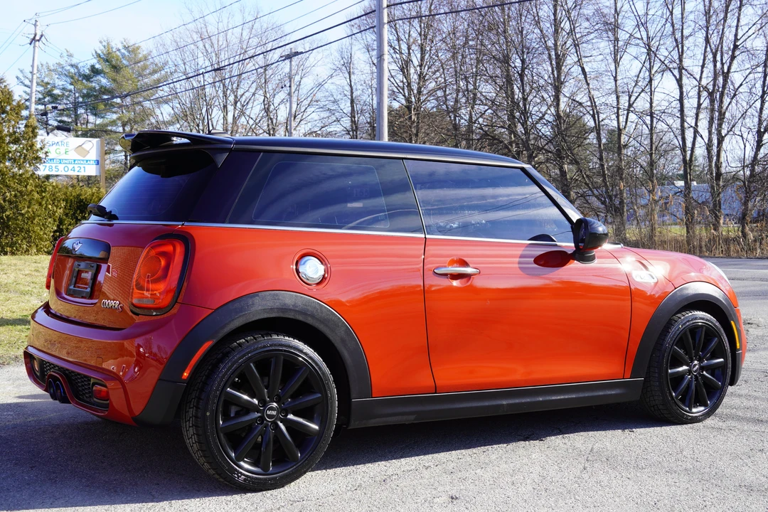 2015 Mini Mini Cooper S 3rd Gen - Image 12 of 31