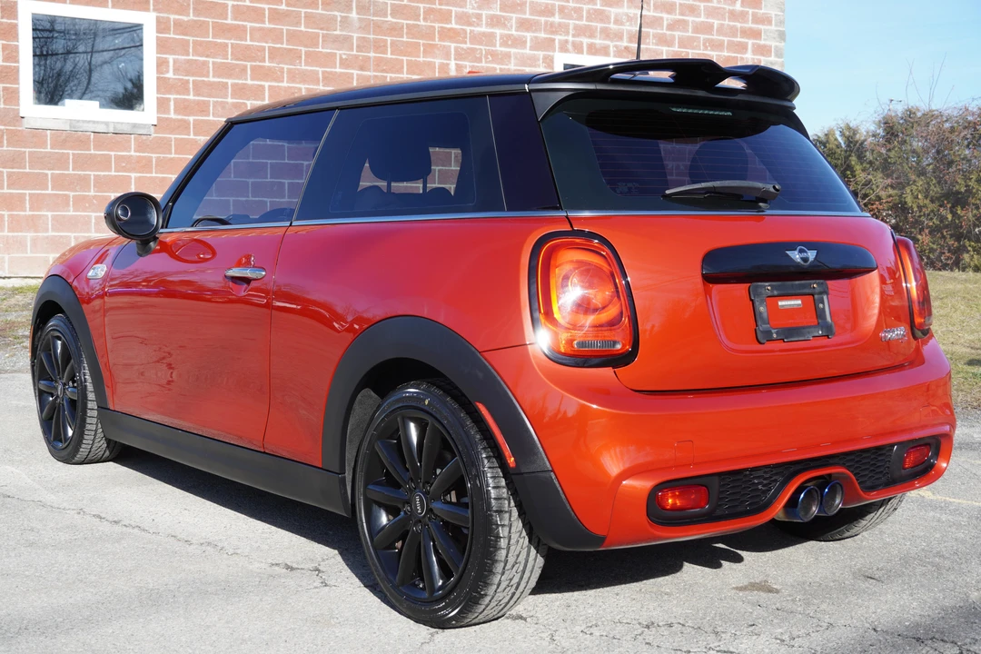2015 Mini Mini Cooper S 3rd Gen - Image 9 of 31
