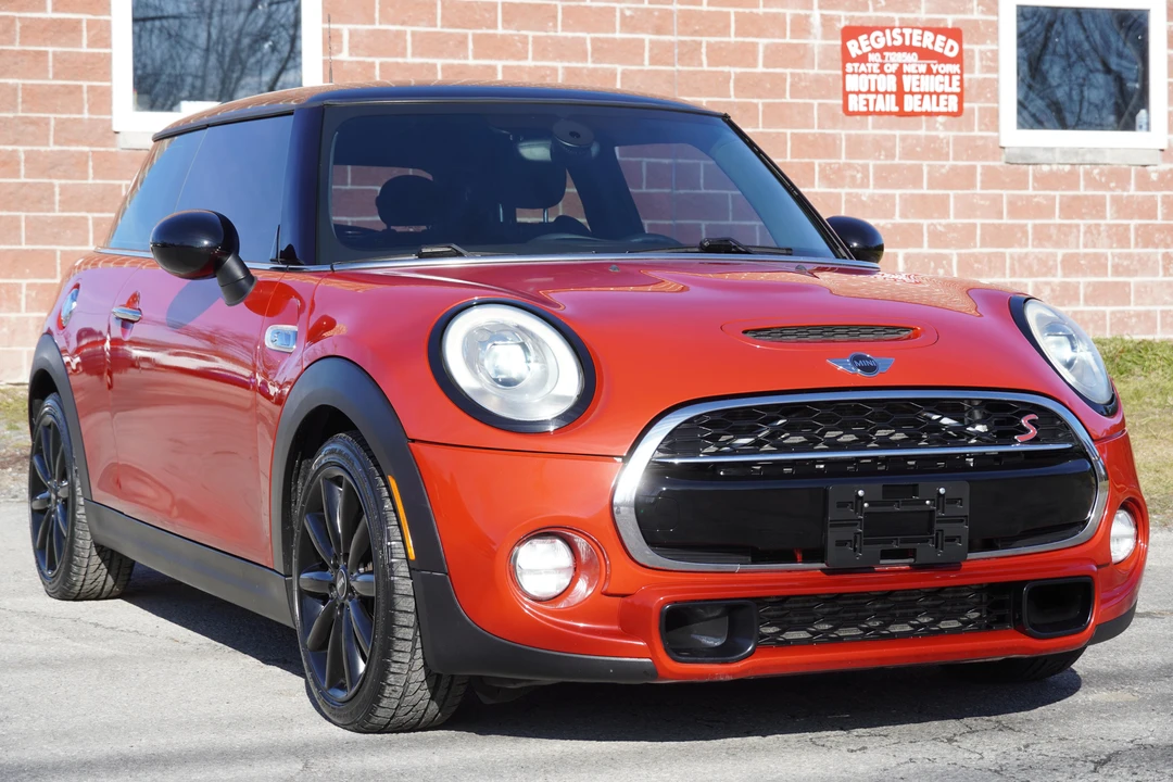 2015 Mini Mini Cooper S 3rd Gen - Image 15 of 31