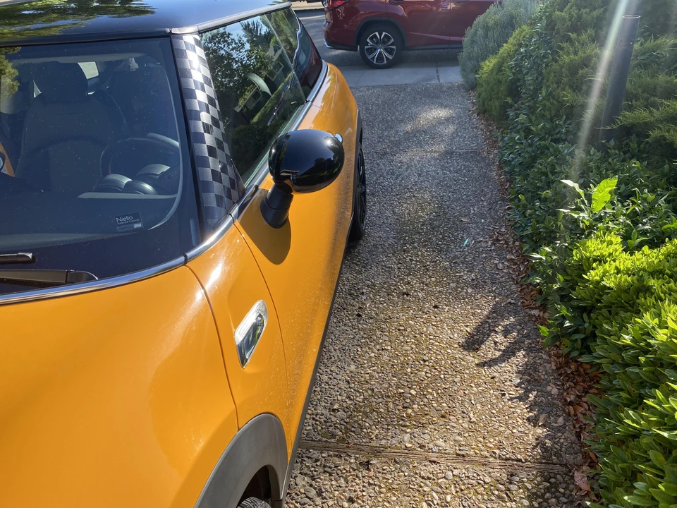 2015 Mini Mini Cooper S 3rd Gen - Image 17 of 31