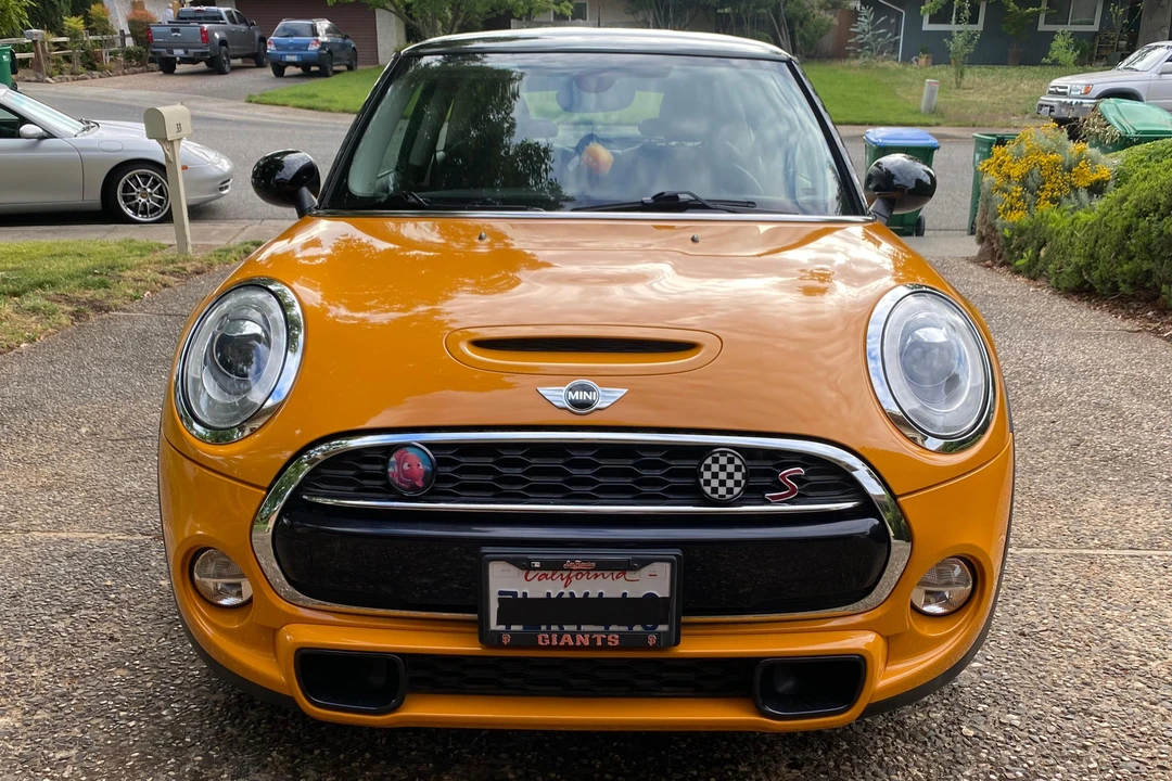 2015 Mini Mini Cooper S 3rd Gen - Image 2 of 31