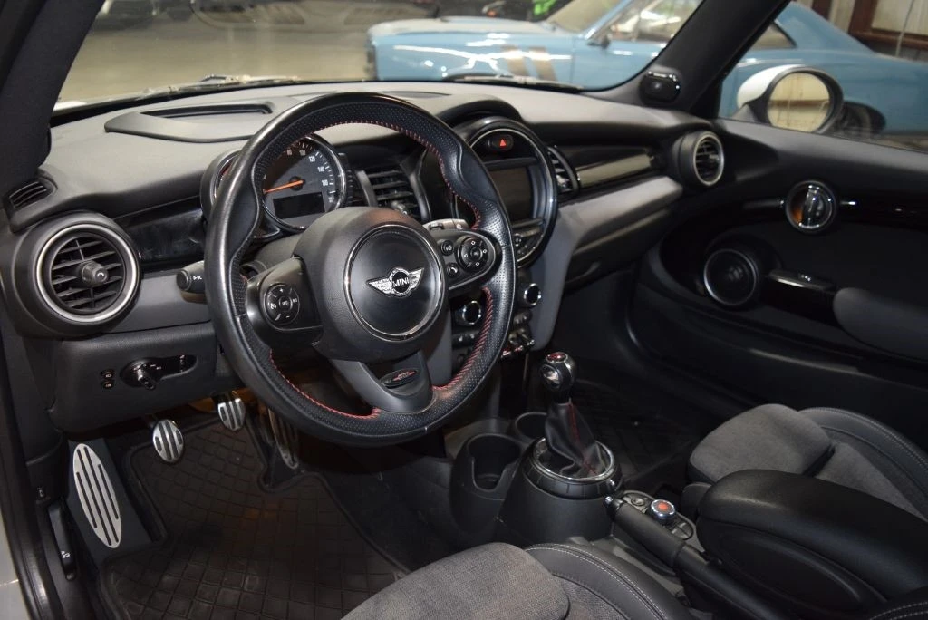 2015 Mini Mini Cooper S 3rd Gen - Image 21 of 21