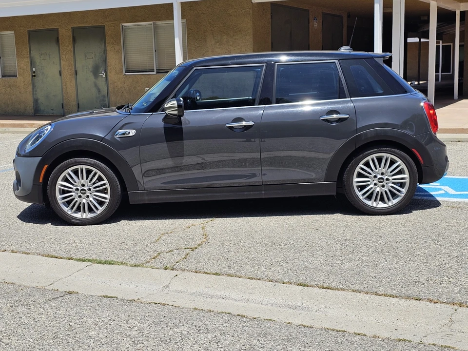 2015 Mini Mini 3rd Gen - Image 3 of 31