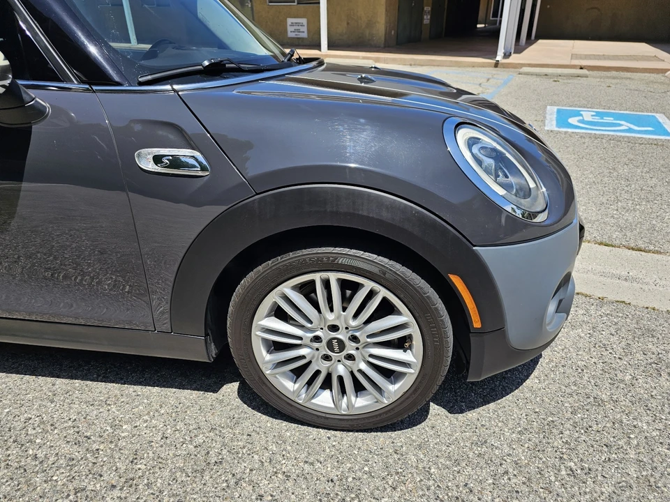 2015 Mini Mini Cooper S 3rd Gen - Image 24 of 31