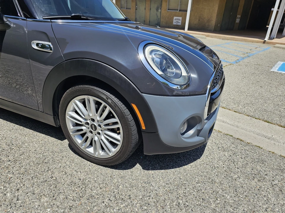 2015 Mini Mini Cooper S 3rd Gen - Image 23 of 31