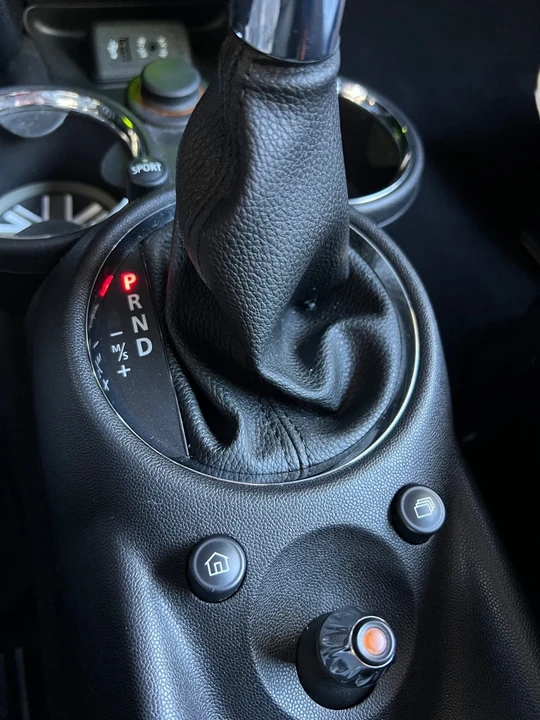 2015 Mini Mini Cooper S 3rd Gen - Image 15 of 21