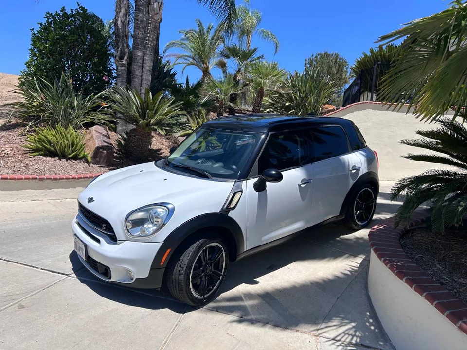 2015 Mini Countryman 1st Gen - Image 2 of 18