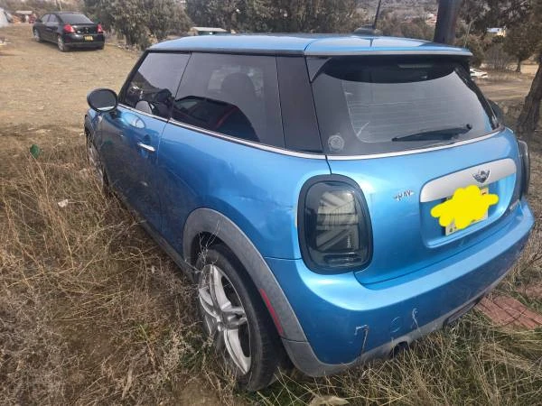 2015 Mini Mini 3rd Gen - Image 4 of 4