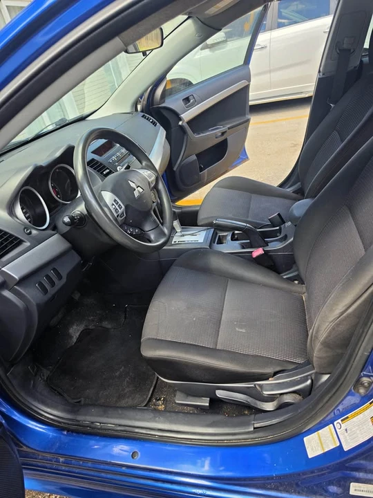 2015 Mitsubishi 3000GT - Image 5 of 5