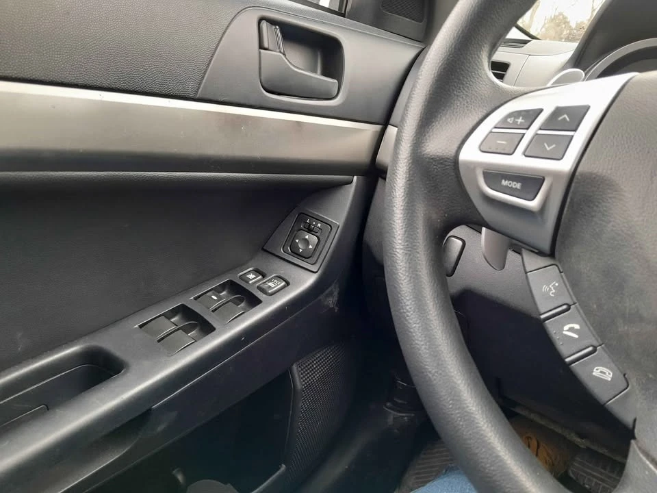 2015 Mitsubishi Lancer 9th Gen - Image 8 of 9