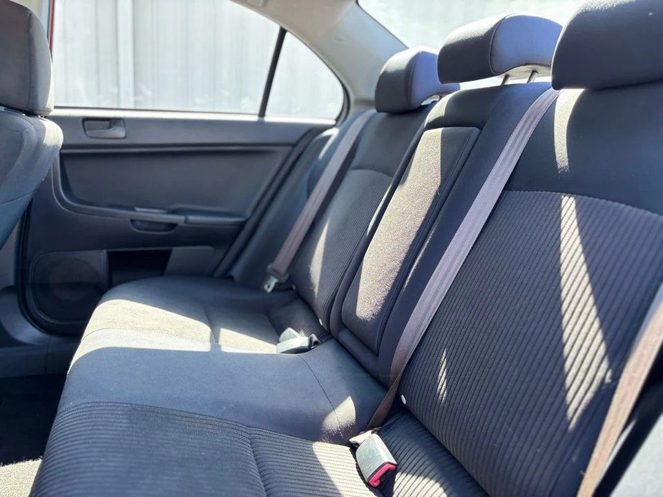 2015 Mitsubishi Lancer 9th Gen - Image 19 of 21