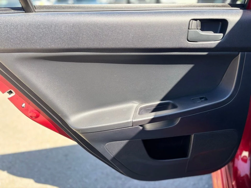 2015 Mitsubishi Lancer 9th Gen - Image 17 of 21