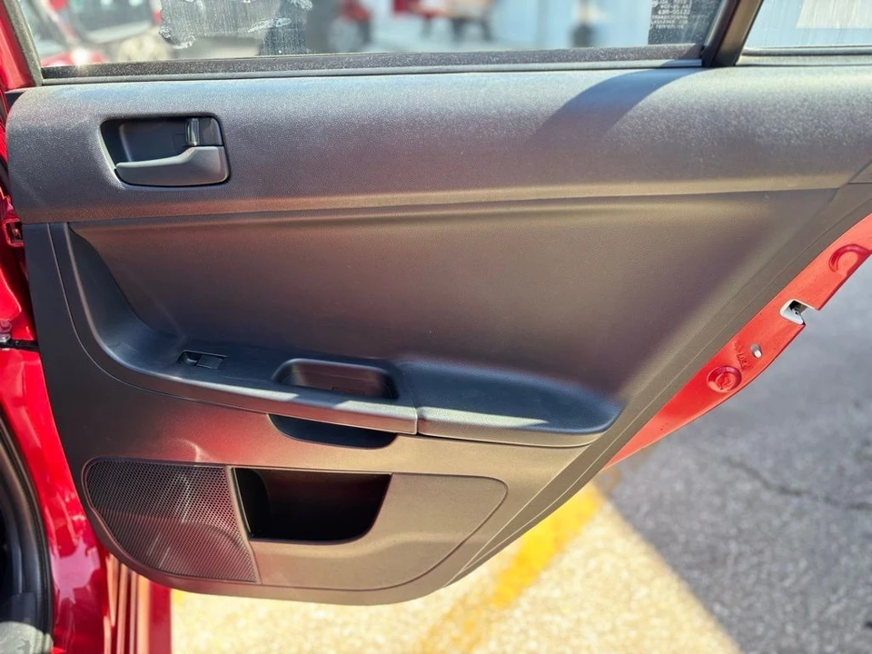 2015 Mitsubishi Lancer 9th Gen - Image 14 of 21